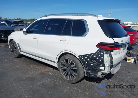 2024 BMW X7 xDrive40I z USA, uszkodzony, nr VIN 5UX23EM05R9U17855